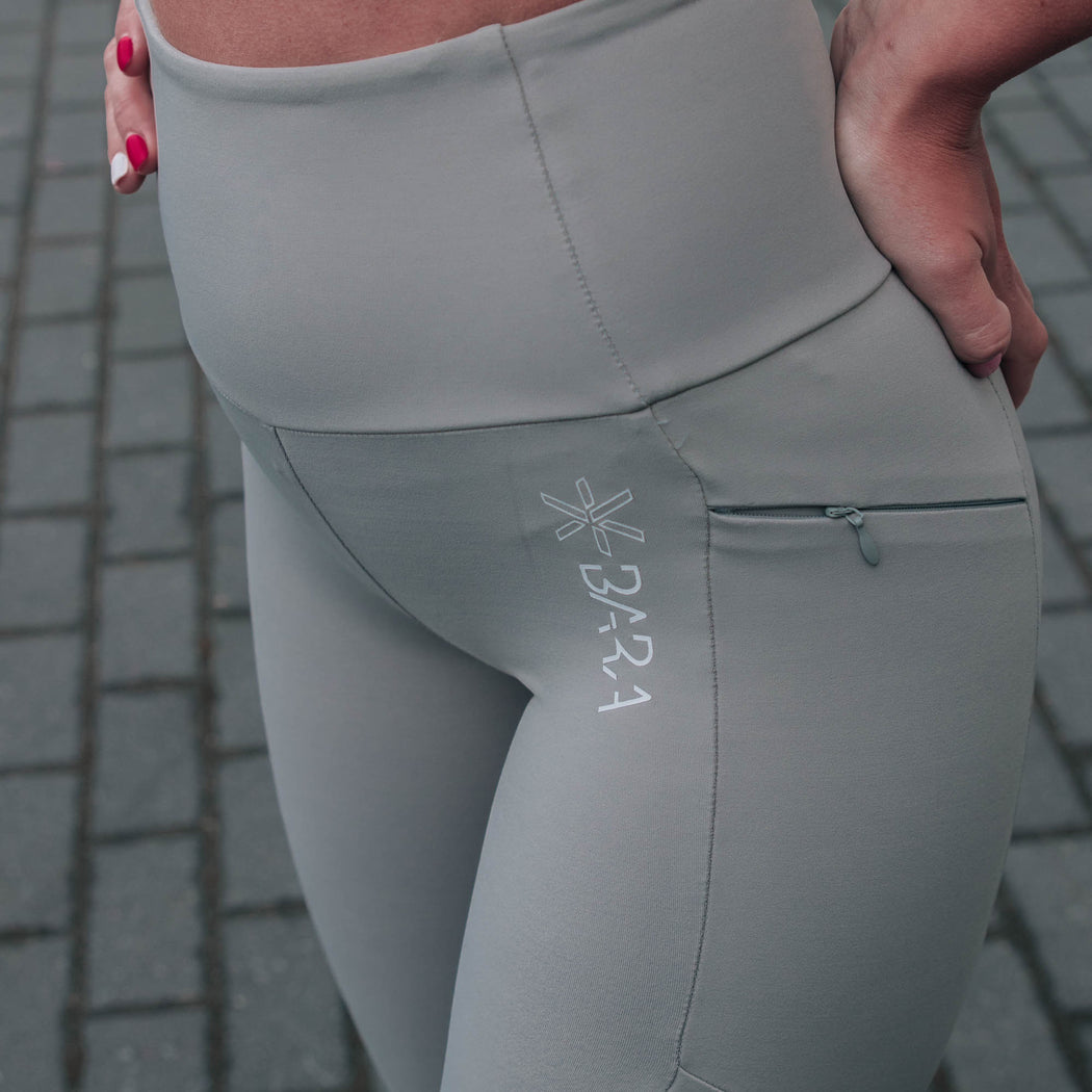 Stone Icon Tights ⎮ Kjøp treningstights med lommer hos BARA Sportswear