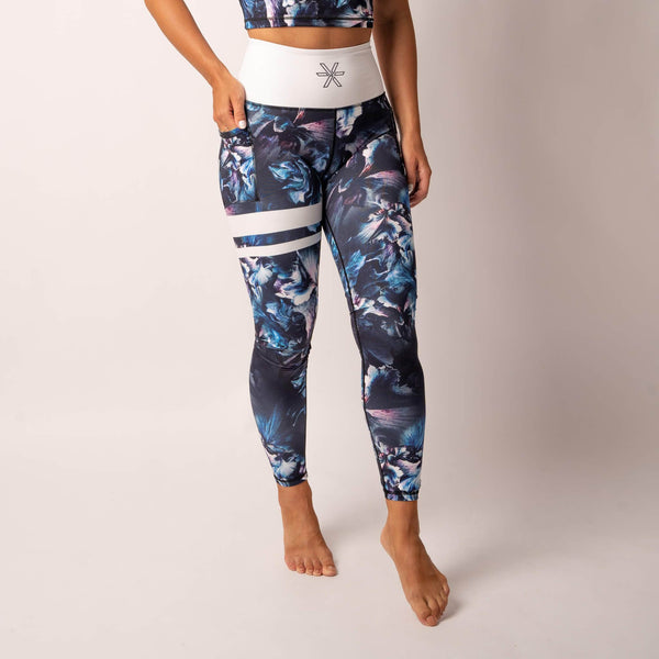 Blå mønstret tights med høy kompresjon og hold-in effekt for aktive damer fra BARA Sportswear